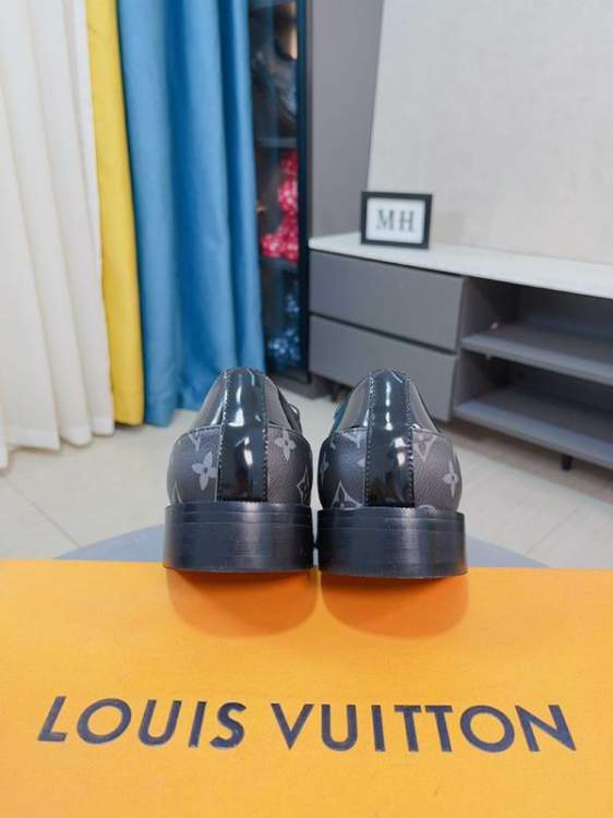 Picture of Louis Vuitton Shoes _SKULVsz38-44mnf022414118